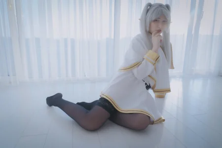 koshkasenpai Frieren part 1 FREE Pic 5