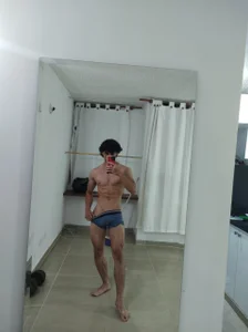 aresholland: Public ( 4 фото)