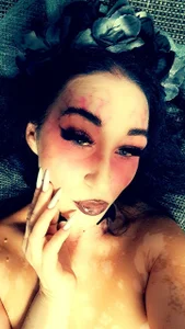 Rayanablackandwhite HALLOWEEN Pic 5