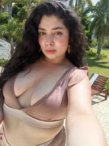 AgathaLynx 🎀Agatha Summer🌴 Pic 8
