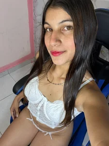 Sexy_Girls_TopOne Public Pic 5
