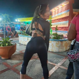 paola_rabbitt_sex Public  6 снимка