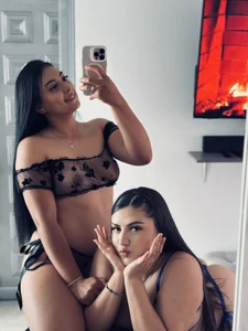 nicolexxaleja very hot girls🔥🥵 Εικόνα 4