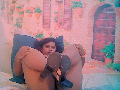 Indianfairy99 sexy black outfit with heels Pic 3