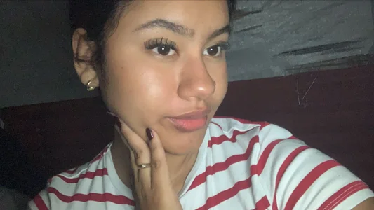 NoiraVale Hey you… I’m already live and glowing for you ✨ Pic 4