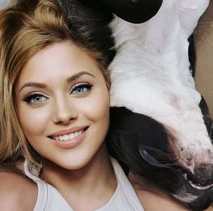 Flawlessxx Public  3টি ছবি