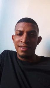 brad_Browns Public টি ছবি