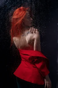 Mary_Av Public Pic 4