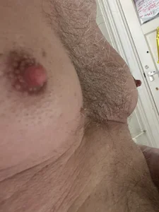 Foreskin & nipple pics de martxxxxx Foto