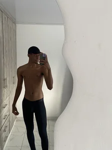 Harry_Jasoon Chill Pic