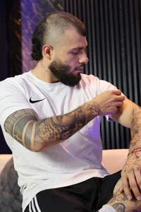 NICK_OWEN Masculine Instinct Pic 6