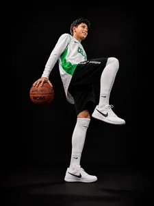 Brianhot0F baloncesto Pic
