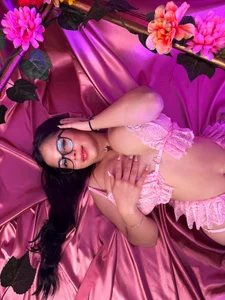 Laced in Love & Lust 🎀 de Casey_Walker Foto 6