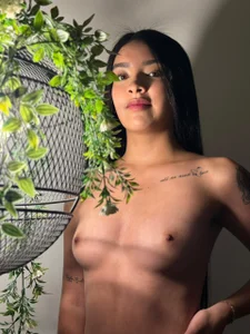 Alana_Rossees MY PRESENTATION FOR YOU Pic 3