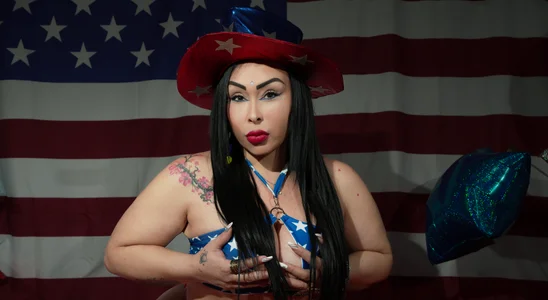 Rubi_Love_ kullanıcısının Happy independence❤️🤍💙 albümü -  2 fotoğraf