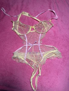 YourBlondeDoll: What I have & dress me up🫦 ( 3 фото)