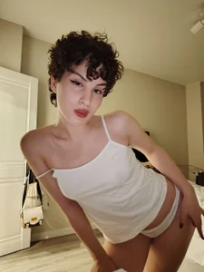 Adeline_Perle cozy morning Pic 7