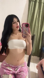 Esmeralda_Belle 🌸💖 Immagine  2