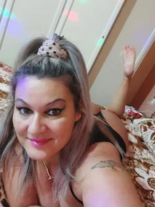 CRHYSTEL Public Pic 2