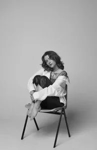 risha_laas black and white Foto