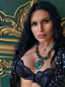 monica__elder Public Pic 5