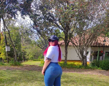 Scarlett_grey1 Get to know Scarlett a little more in her daily life 😊 Pic 4