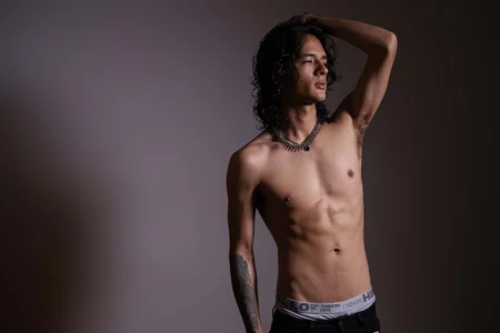 Skinny_Mac Fresh and Demure✨​  3টি ছবি