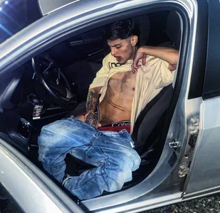 levconnor Public Hình 4