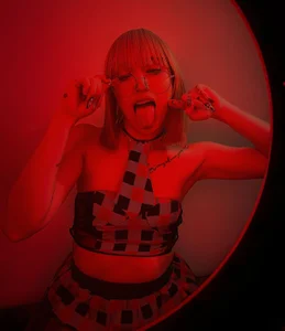 zohet_kriss A sexy teacher for me? 😈 Pic 4