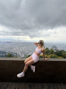 dalilathoms_ Public Foto 6