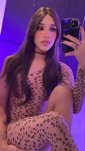 sabrinamossii ♡ টি ছবি