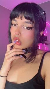 Saphyralux I am a very naughty girl 💦👅 Poză 2