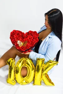 Tamara_Roberts110.000❤️❤️ THANKS Bild 3