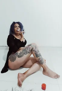 freyadevil333 Wrapped in Sin and Smoke slika 2