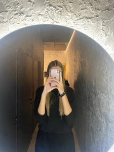 BrynnHolversonのSelfiesの 2枚の写真