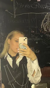 Public de AIicaparkerc Foto 2