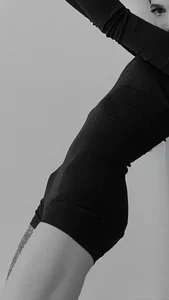 MarieKarma cleaving the air Pic 2