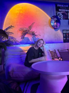 EditaHedley Public Pic 3