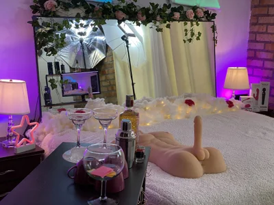 Hannahsaens's GENEROSITY CLUB JUNE Sex Photo 4