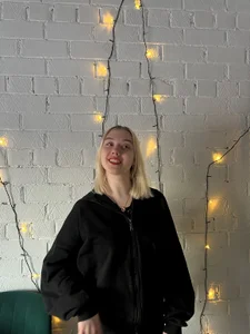 JaniceEnglin Public Immagine  4