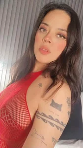 Akira_nyx Lady hot in red 🍒❤️ - {count, plural, one {תמונה אחת} two {שתי תמונות} many {# תמונות} other {# תמונות}}