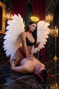 JessieLiunAngel dominating a horny demon图片 5
