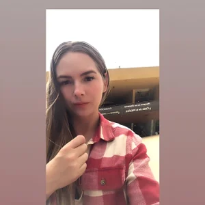 Angiehuston1のPublicの 2枚の写真