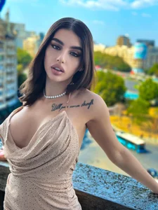 AmyBlairのNew picsの 8枚の写真