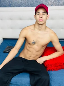 Erick_Zhimerman I only get warm when you look at me like that 사진