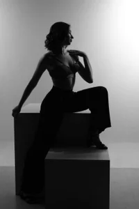 AnnaNoir Dark side of the moon Bilde 5