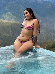 Happy 4th of July 🥳🎉 od Emily_Black1  8 snímek