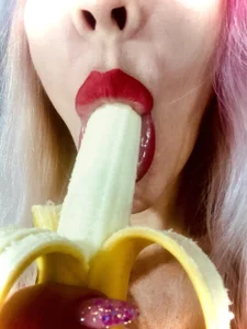 Two_Fuck Public Pic