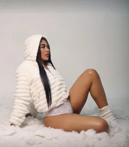 Roxana_gomez sexy christmas🤍❄️ Pic 2