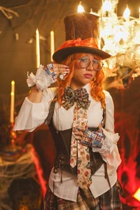 BriaConner_ The Mad Hatter’s Secret 🎩 slika 4